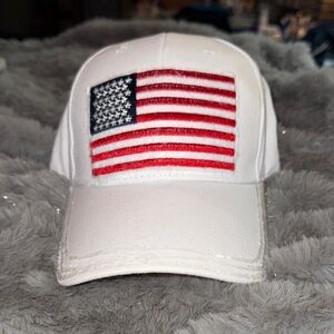 White Cap with American Flag Patch in unisex one size fits all NWT